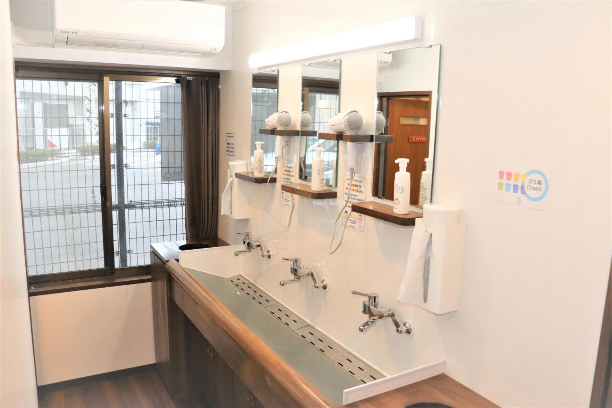 Jam Hostel Hakata Station Front Semi-Private Room With Shared Bathroom - Vacation Stay 61445 Fukuoka  Exterior photo